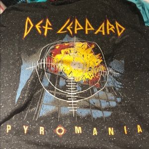 DEF LEPPARD T-SHIRT
